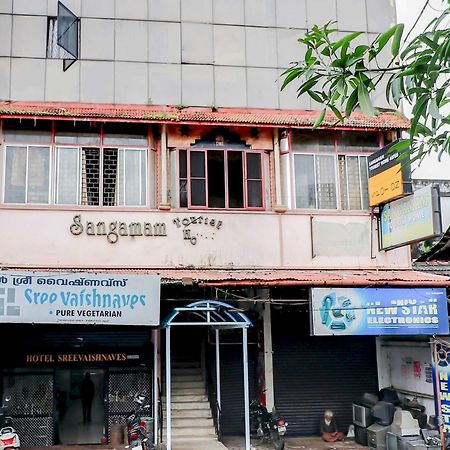 Sangamam Tourist Home Канур Екстериор снимка