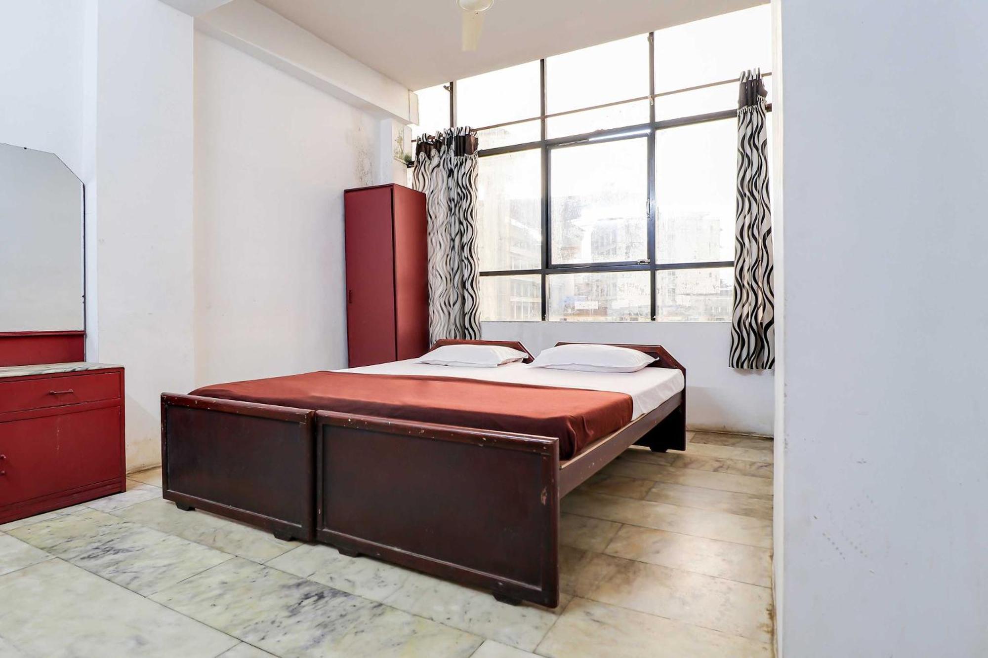 Sangamam Tourist Home Канур Екстериор снимка