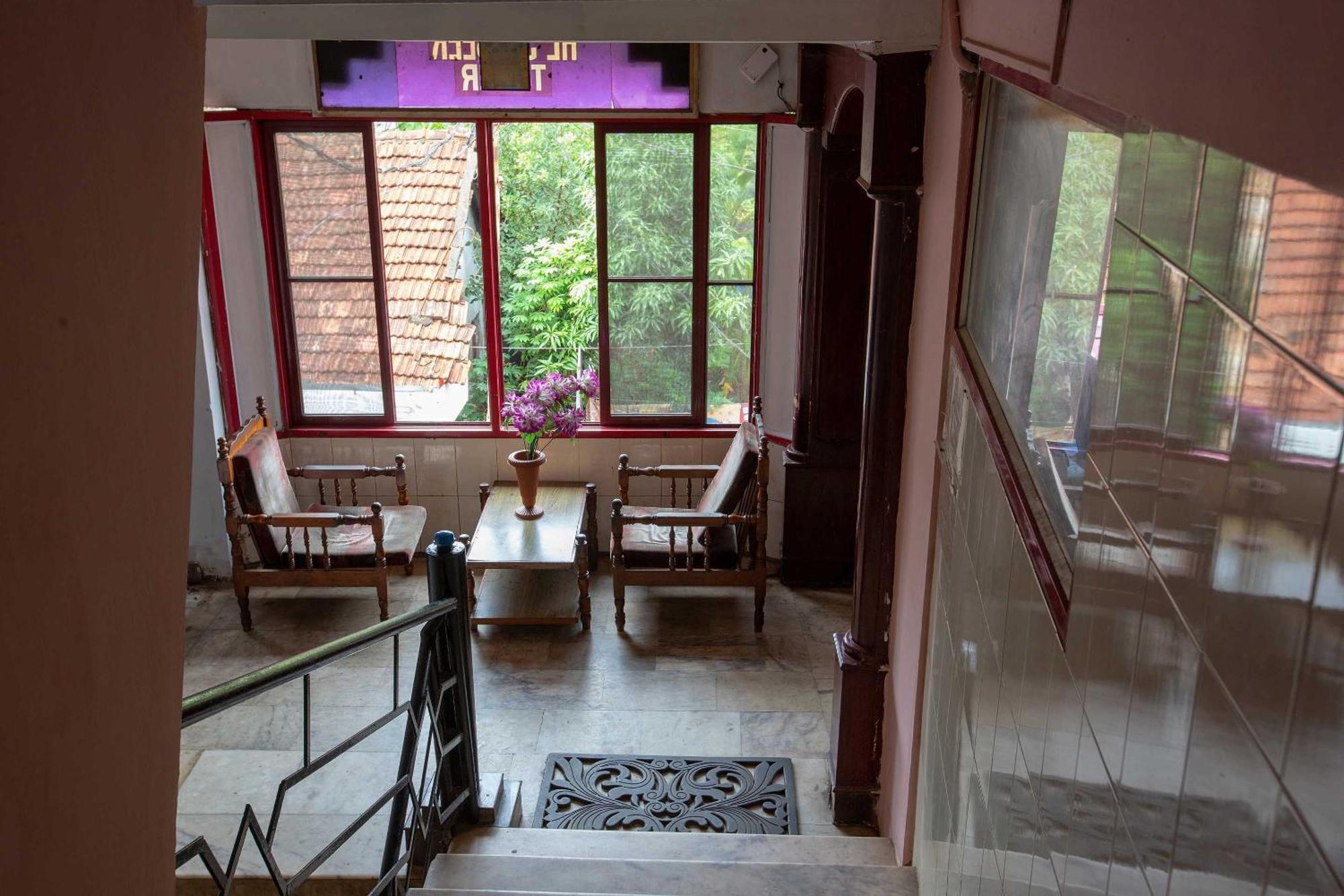 Sangamam Tourist Home Канур Екстериор снимка