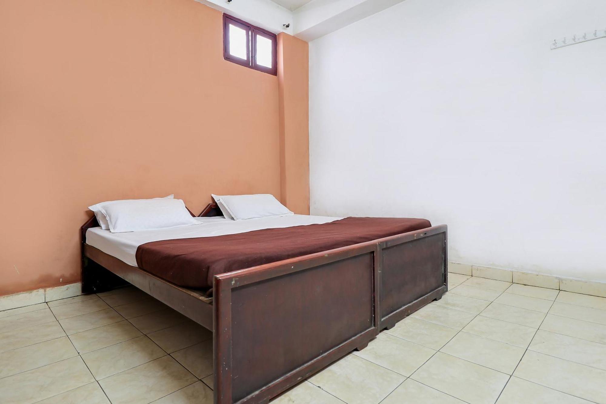 Sangamam Tourist Home Канур Екстериор снимка