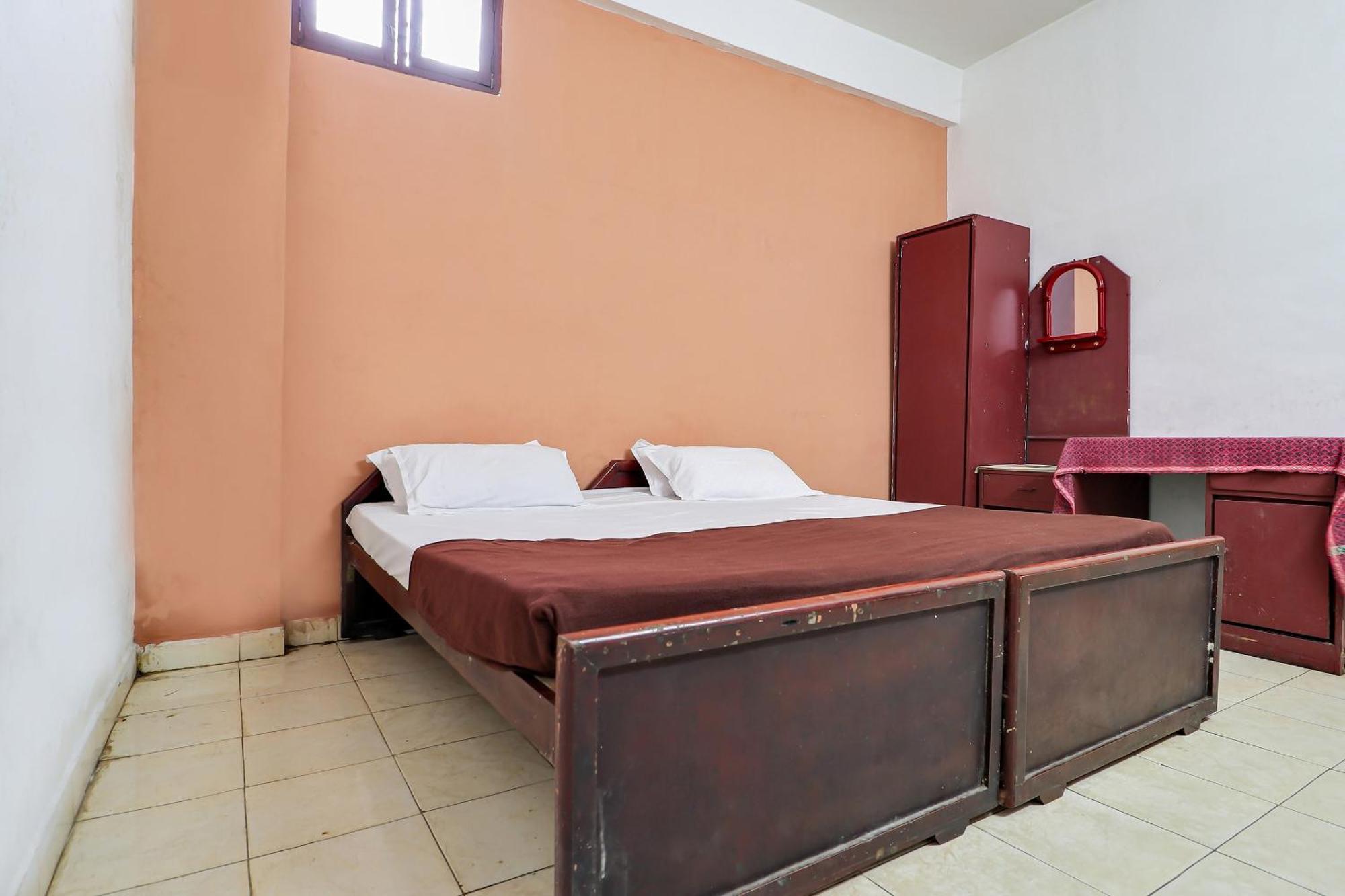Sangamam Tourist Home Канур Екстериор снимка