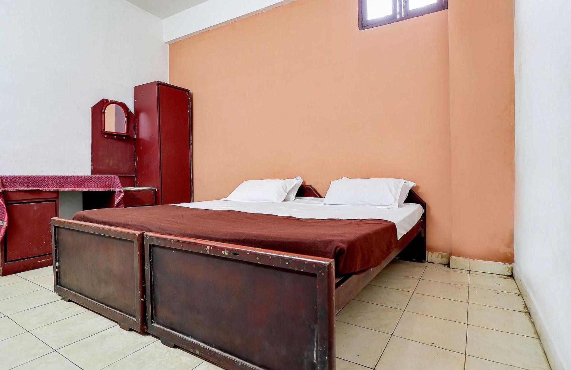 Sangamam Tourist Home Канур Екстериор снимка